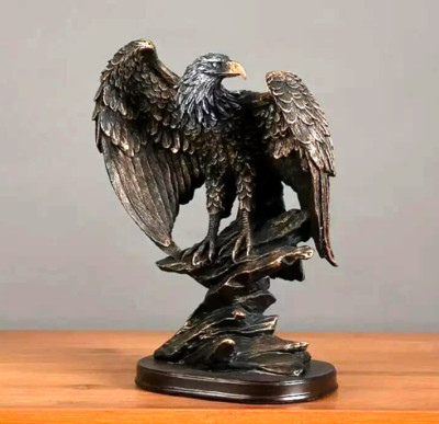 Majestic Eagle Wing Sculpture Tabletop Garden Office Home Decor Art Gift