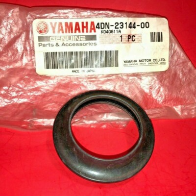 NOS OEM Yamaha 4DN-23144-00 Front Fork Dust Boot Seal ONE PER