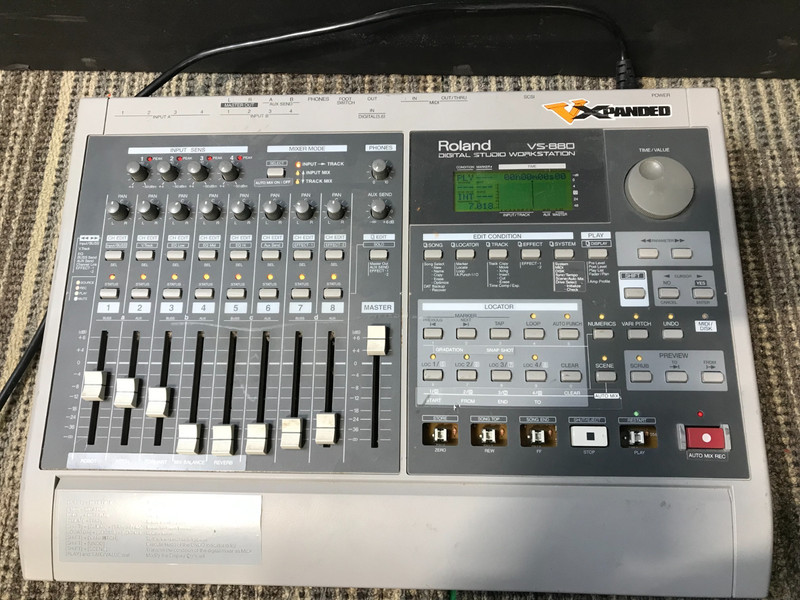 Roland VS-880 VXpanded Digital Studio Workstation**