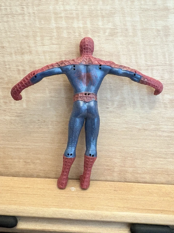 🕸Figura Flexible Bendy Película Spider-Man 4" Carl's Jr/Hardees 2002 De Colección Foto 2 de 4