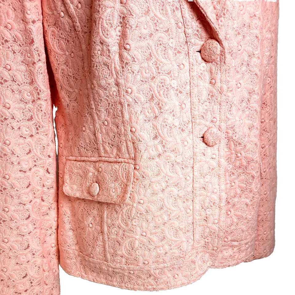Blazer Diálogo QVC Encaje Ojales Mediano Rosa 2 Botones Cottagecore Coqueta Foto 4 de 4