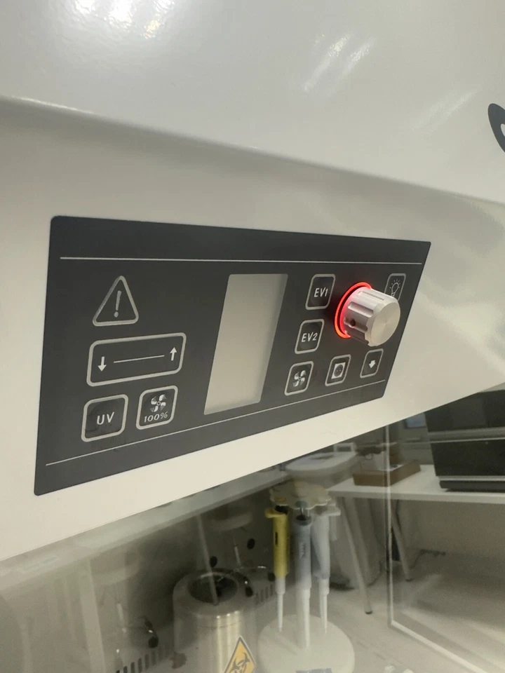 Mikrobiologische Werkbank Kl 2 - Sicherheitswerkbank Klasse 2 - LaminarFlow C2 - Bild 4 von 4