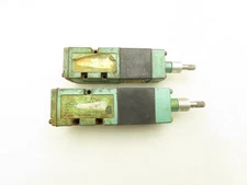 Numatics 152SA400K011Z MK15 Pneumatic Directional Solenoid Valve 120V Lot of 2