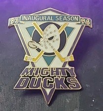 Mighty Ducks Hockey Team - Inaugural Season Disney Pin 7153 NHL Anaheim Ducks