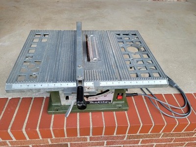 Vintage Makita 2708 small table saw made in Japan 1/4