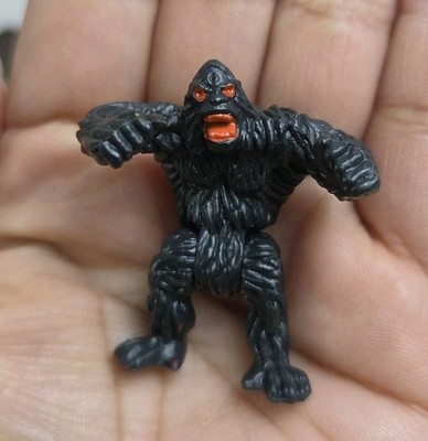 Vintage 1993 Mighty Max Doom Zone Ape King Gorilla Playset With