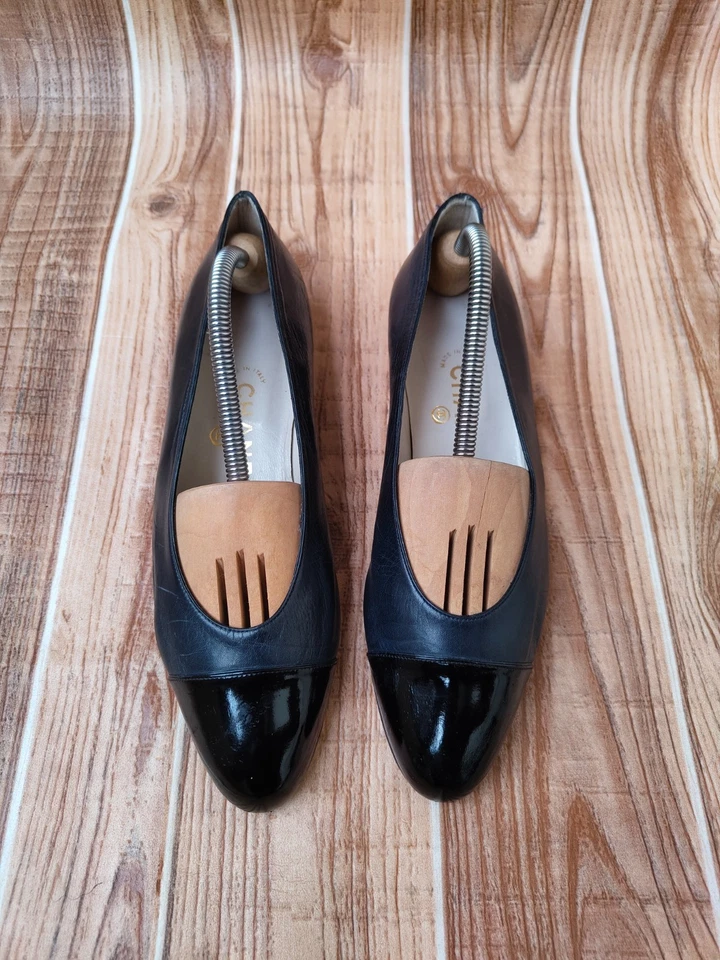 Chanel Vintage Ballerina Blue & Black Patent Leather Cap toe Flats EU 38.5 US 8 - Image 3 of 4