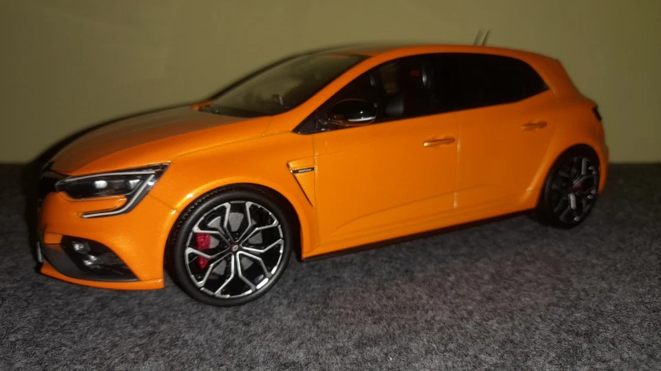 Norev 1/18 Renault Megane RS Trophy 2019 RS Orange Limited Edition - Immagine 2 di 4