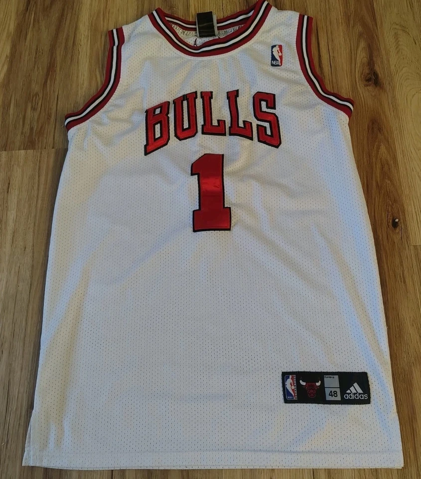 Camiseta deportiva vintage Adidas Chicago Bulls Derrick Rose para hombre talla 48 blanca de la NBA #1 Foto 2 de 2