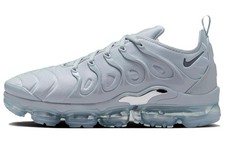 nike vapormax plus gray