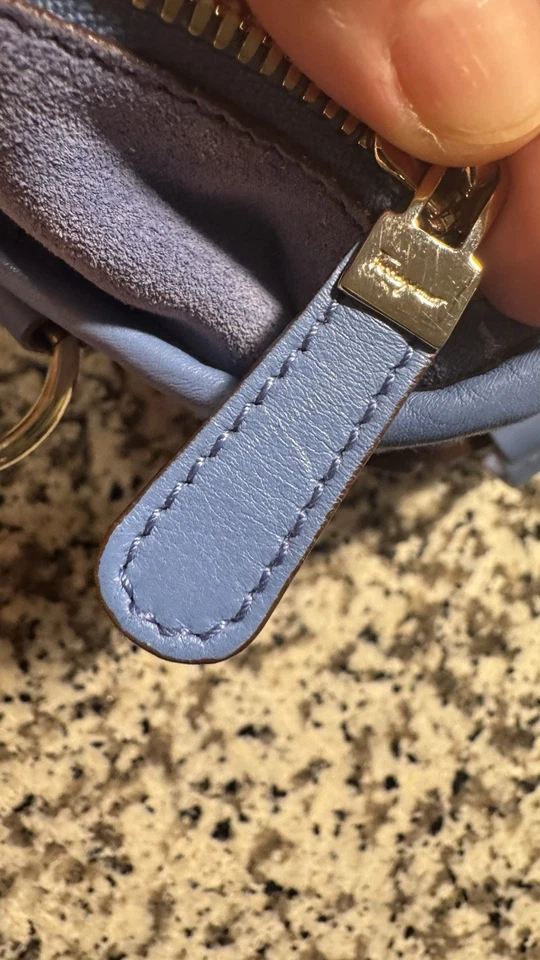 Bolso de mano Salvatore Ferragamo de cuero azul Foto 2 de 4