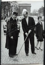 PHOTOS PRESSE 1958 Lee SCHOOLER american délégué du maire de CHICAGO à PARIS 