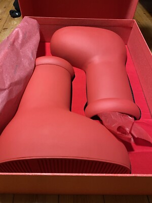 Big Red Boot - MSCHF - NEW - COLLECTION