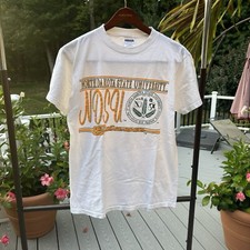 Vintage 90s NDSU Bisons T Shirt Mens Med Made In USA White Short Sleeve Tultex