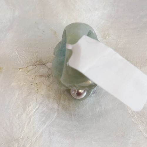Geschnitzter hellgrüner Jade Rubinaugen Perlenring Gr. 7 NEU Viel Glück - Bild 7 von 18