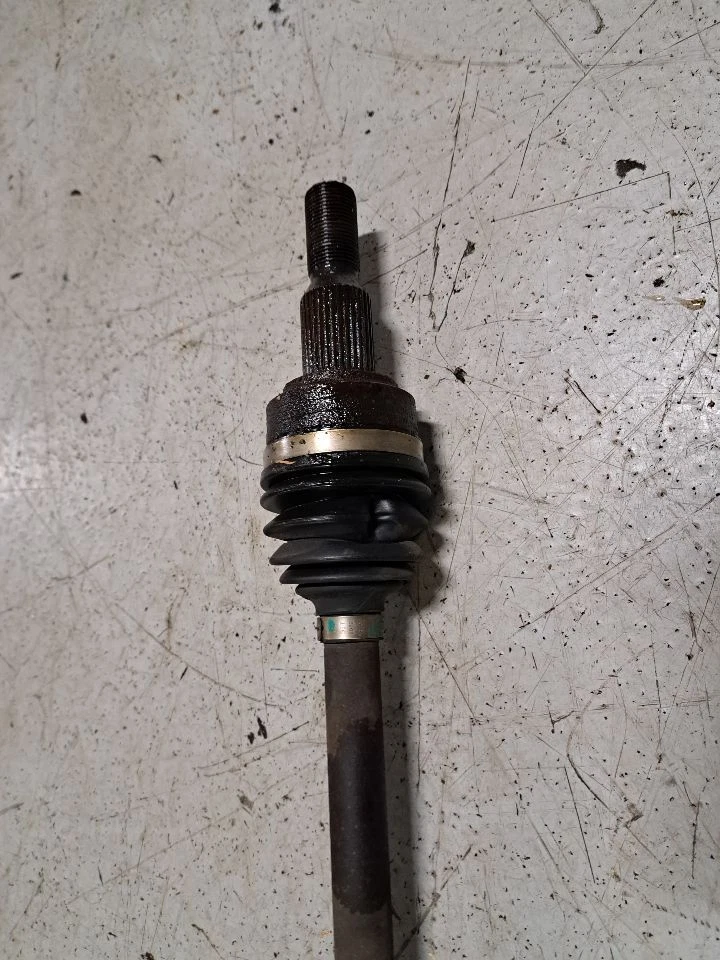 Eje trasero del pasajero se adapta a GMC ACADIA 2012-2017 Foto 2 de 3