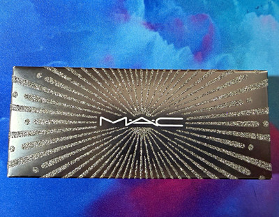 M·A·C Flashing Ice Extra Dimension Skinfinish Trio Medium Deep 0.31 oz - Unused