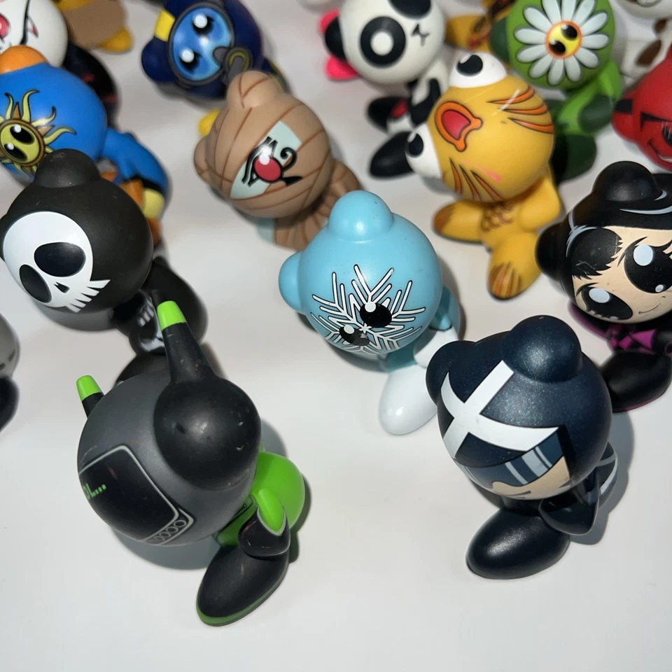 UB Funkey Funkies lotto di 21 figurine U.B. Funkeys Gioco Giocattolo Personaggi Assortiti Raro - Immagine 4 di 4