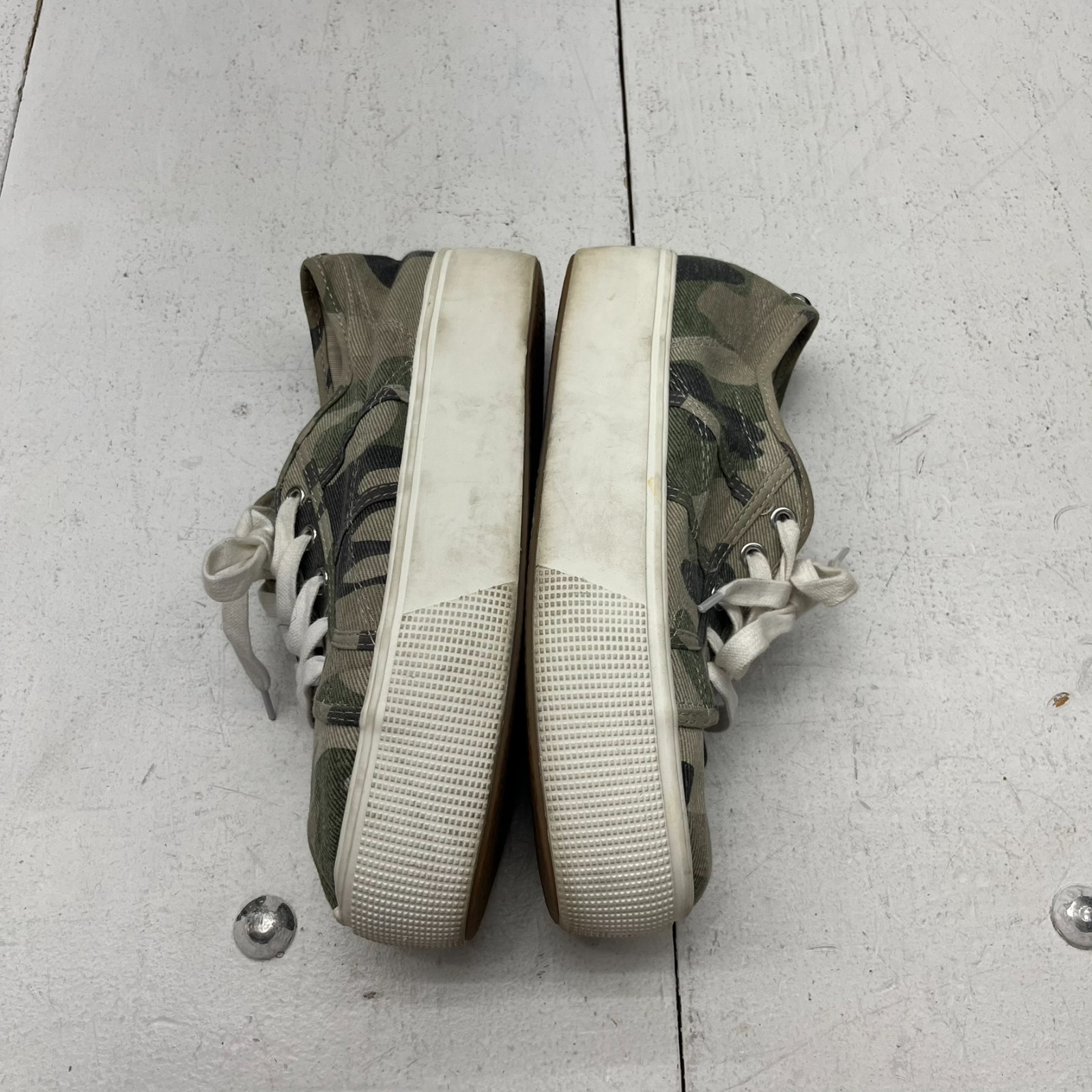 SAOLA Sneakers Steve Madden verde mimetico stringate suola grossa donna taglia 8