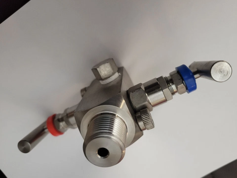 Alco Valve U2VG4NS  316Stainless 1/2 NPT MXF 10,000PSI - Image 3 of 4