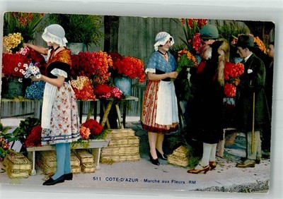 38172047 - Blumenmarkt an der Cote dAzur Marktszene Pelzmode Trachten Frankreich