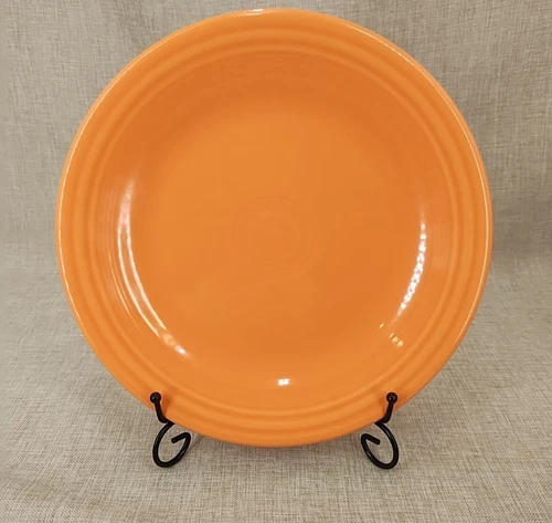 Fiesta Retired Tangerine Dinner Plate Classic Rim 10 1/2 Inch LN Condition