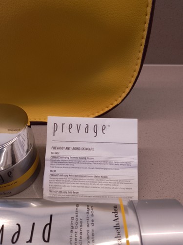 Elizabeth Arden Juego de Regalo Anti Envejecimiento X 3 Piezas. Nuevo con etiquetas. PVP £85 - Imagen 5 de 11