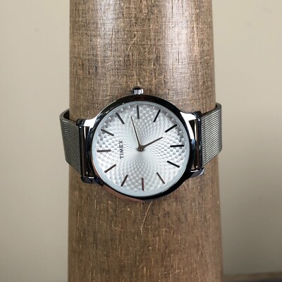 時計 TIMEX ジャケットに馴染む36ミリサイズ！トゥモローランドにTIMEXの