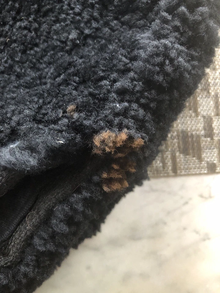 Almofada de sela Fleeceworks preta adestramento pele de carneiro - Imagem 2 de 4