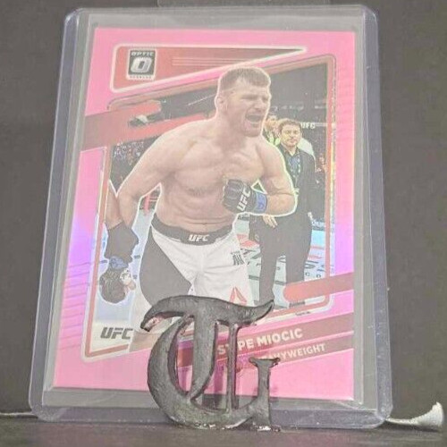 2022 Panini Donruss Optic UFC Stipe Miocic Pink Holo Prizm #ed 6/25 SSP No. 50