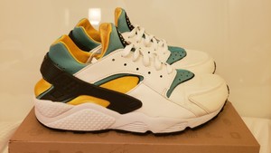 green and yellow huaraches