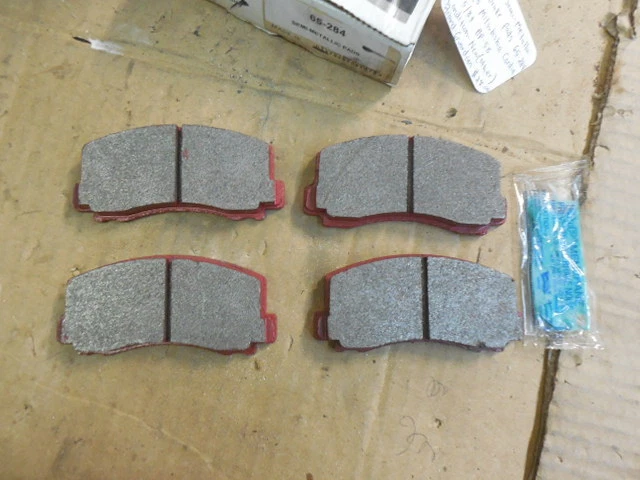 Mitsubishi Cordia 83-5/83 Front Semi Metallic Disc Brake Pads 65-284 BP-58 - Image 2 of 3