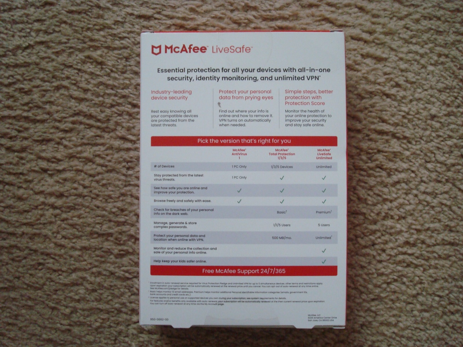 McAfee LiveSafe 2023 Unlimited Devices, Antivirus 1 Year