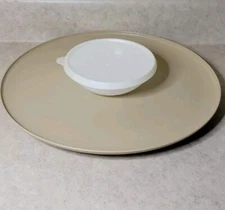 VTG Tupperware 492-3 Dip N Serve Tray & Bowl W Lid Beige Chips Veggies 3 Pc Set