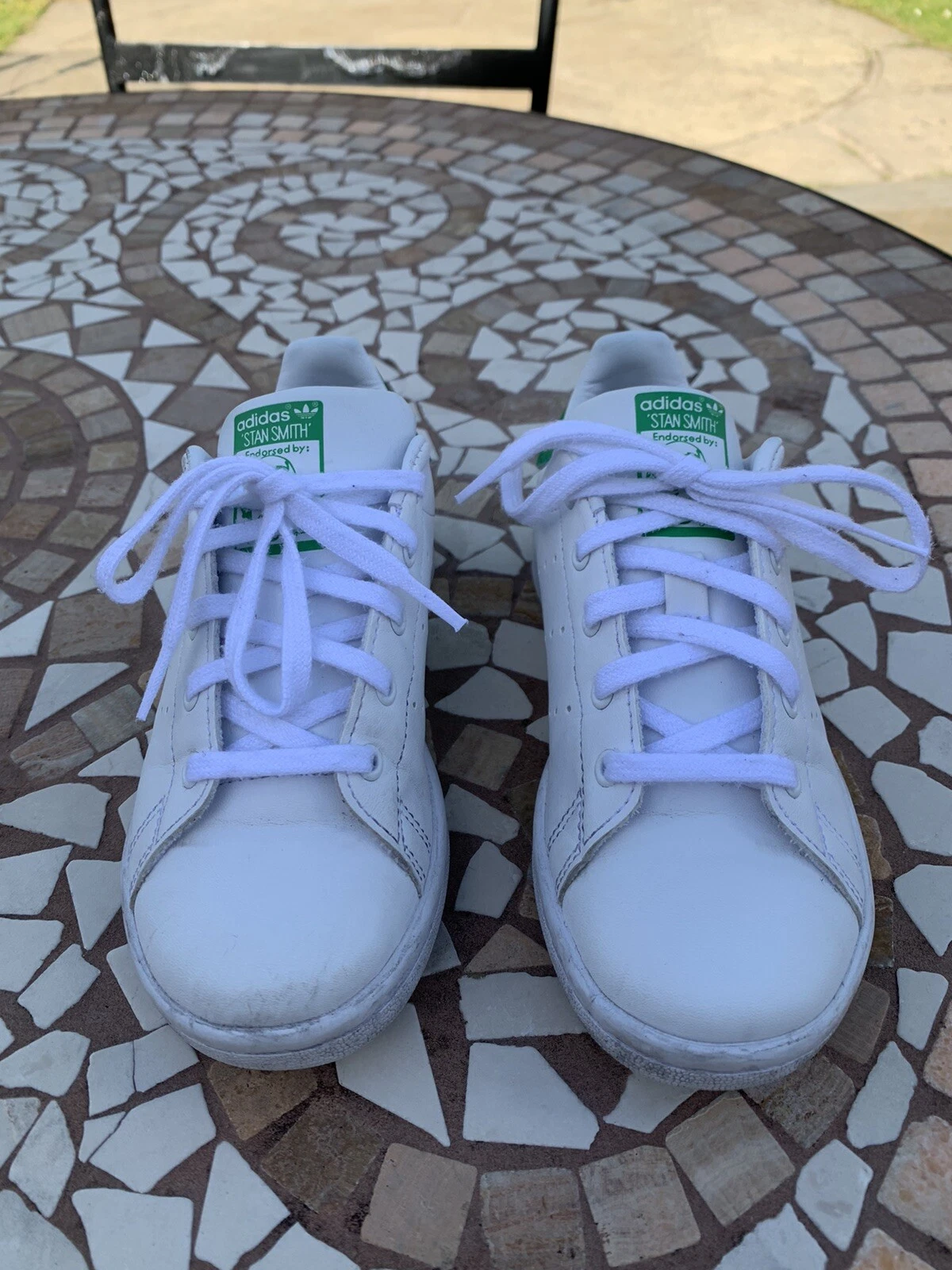 Scarpe da ginnastica Adidas Stan Smith bianche e verdi Junior taglia 3UK