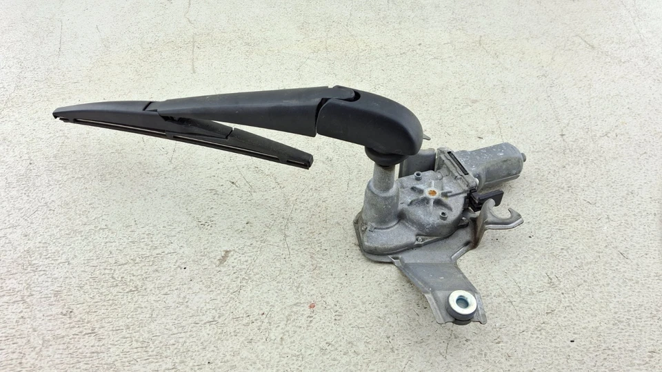 2017-2024 Jeep Compass Rear Window Trunk Lid Wiper Motor OEM - Image 4 of 4