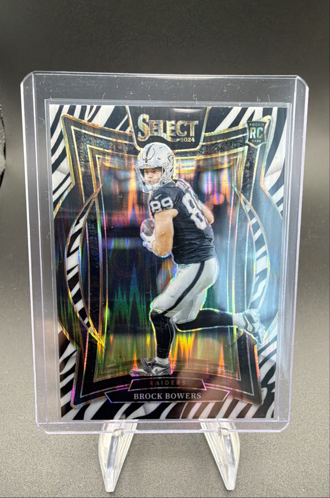 2024 Panini Select - Concourse Brock Bowers #31 Zebra Prizm (RC)