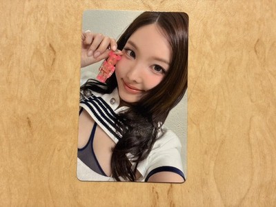 Twice Nayeon Bearbrick Jyp Shop POB Photocard Kpop
