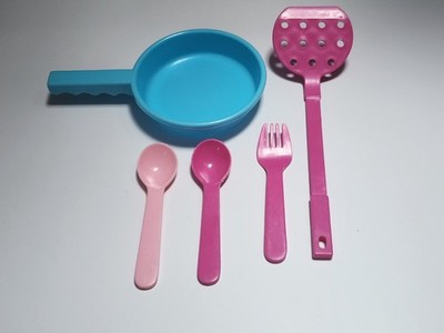 Battat ~ Pretend Play Kitchen Items ~ Frying Pan, Spatula, 2 Spoons & 1 Fork