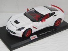 2014 CORVETTE Z51 STINGRAY ARTIC WHITE   NEW  IN BOX 1:18