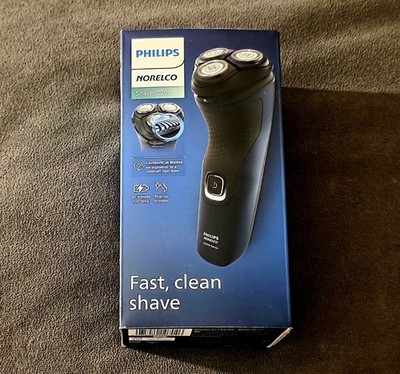 Philips Norelco Shaver 2200 - Rechargeable