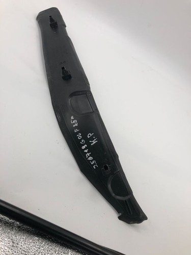 Volkswagen Golf VIII 2025 Vorne links Verkleidung Kotflügel 5h0821111 KDA48887