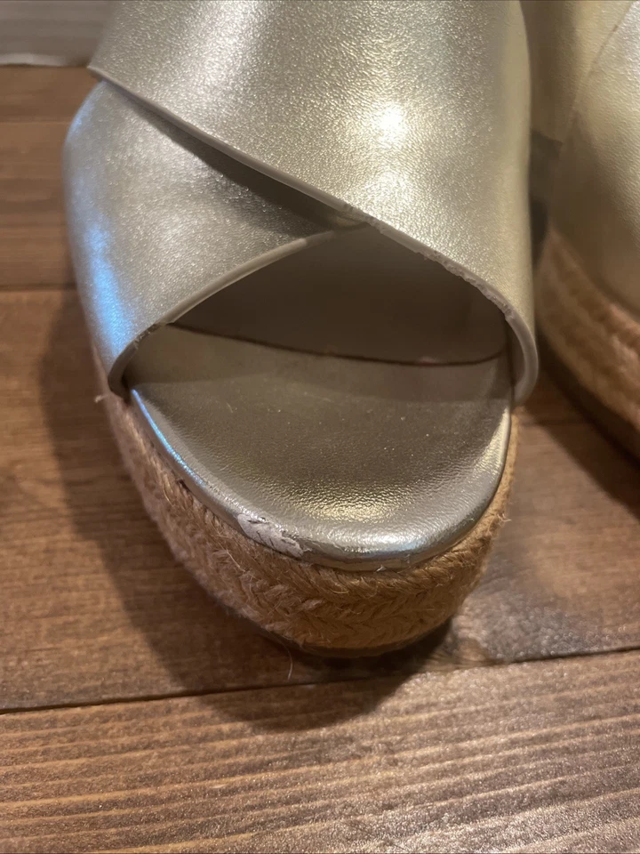 H by Halston Gold Leather Stella Slingback Wedge Sandal 7 1/2M - Image 4 of 4