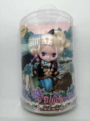 Petite Blythe Romantic Arpeggio Fashion Doll Toys''R''Us exclusive 2007 Kawaii