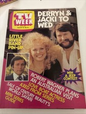 TV Week Magazine February 26, 1983 Derryn Hinch, Mash, Little River Band PIN-UP