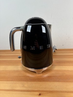 Smeg KLF03BLUK 50er Retro Style Kabelloser Wasserkocher 1,7L - Schwarz GETESTET Küche