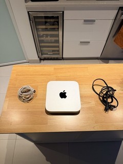 Apple Mac mini (256GB SSD M1 8GB) Silver MGNR3LL/A (November 2020)
