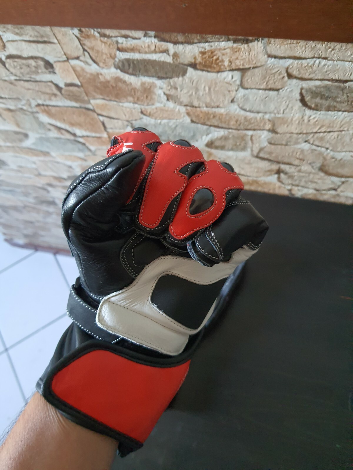 Guanti Di Moto