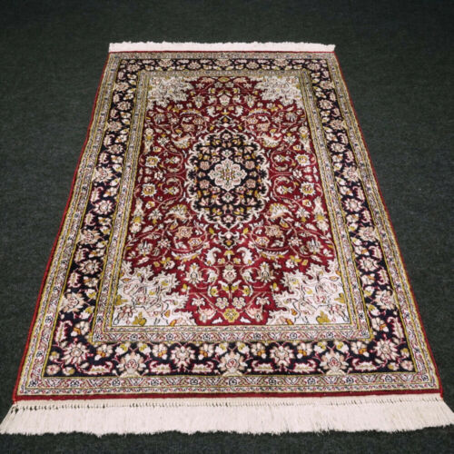99 X 61CM Ghom East Kashmir Silk Carpet Hand Knotted - Picture 1 of 10