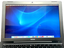 MacBook 13 2010 Apple in Buono Stato 2 GHz 2GB RAM Caricabatterie Incluso